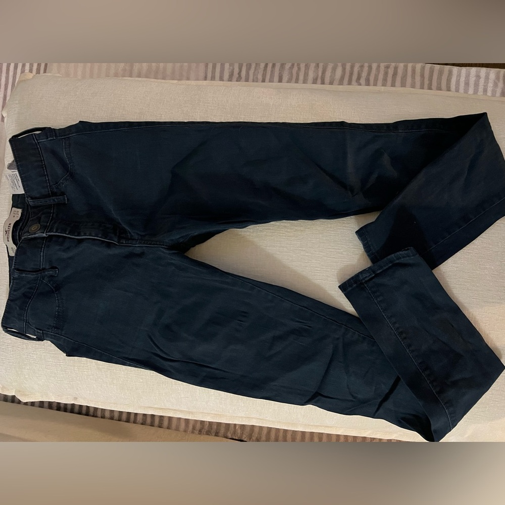 Dark hollister jeans size 00R